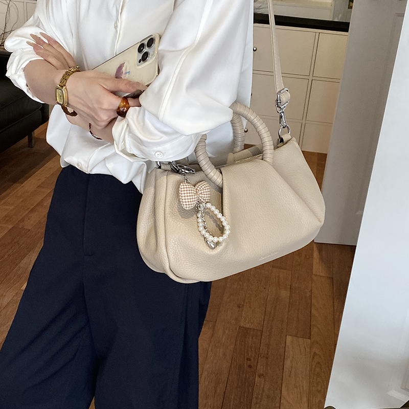 Pleated Design Round Top-handl - Luxury Bags Consignment 评论和价格
