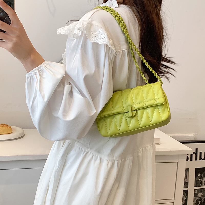 MOODS Embroidery Thread Chain  - Luxury Bags Consignment 评论和价格