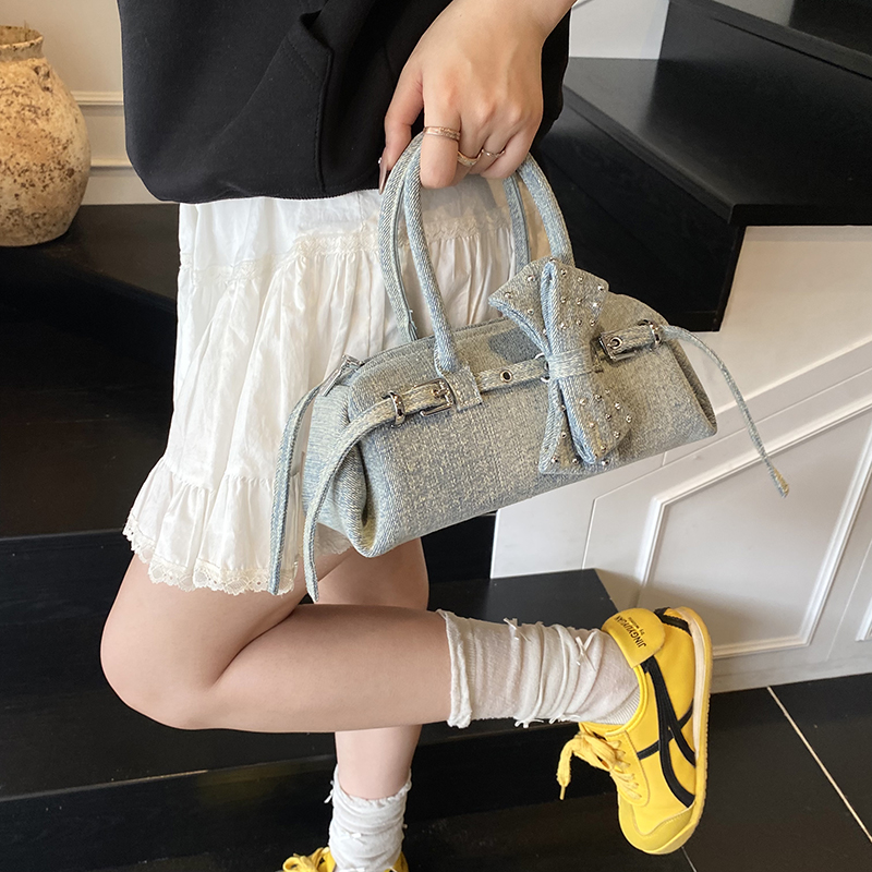 Sweetie Bowknot Small Bowling  - Luxury Bags Consignment 评论和价格