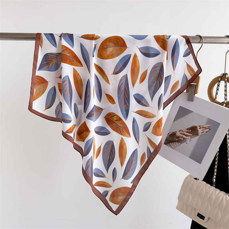 Luxury Brand Print 70cm Square - Luxury Bags For Women Brands 评论和价格
